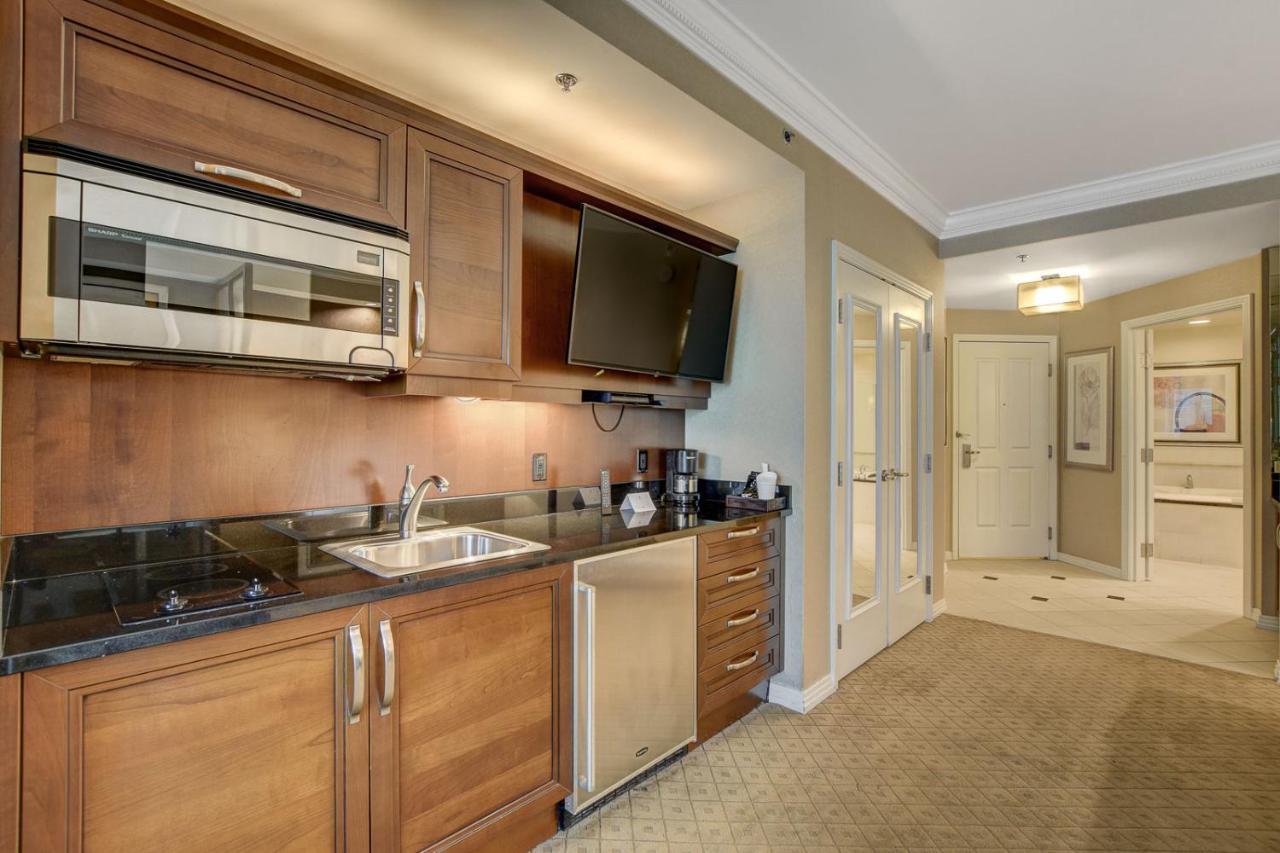 Strip & Sphere View! Privately Owned Condo Hotel-The Signature At Mgm Лас Вегас Екстериор снимка