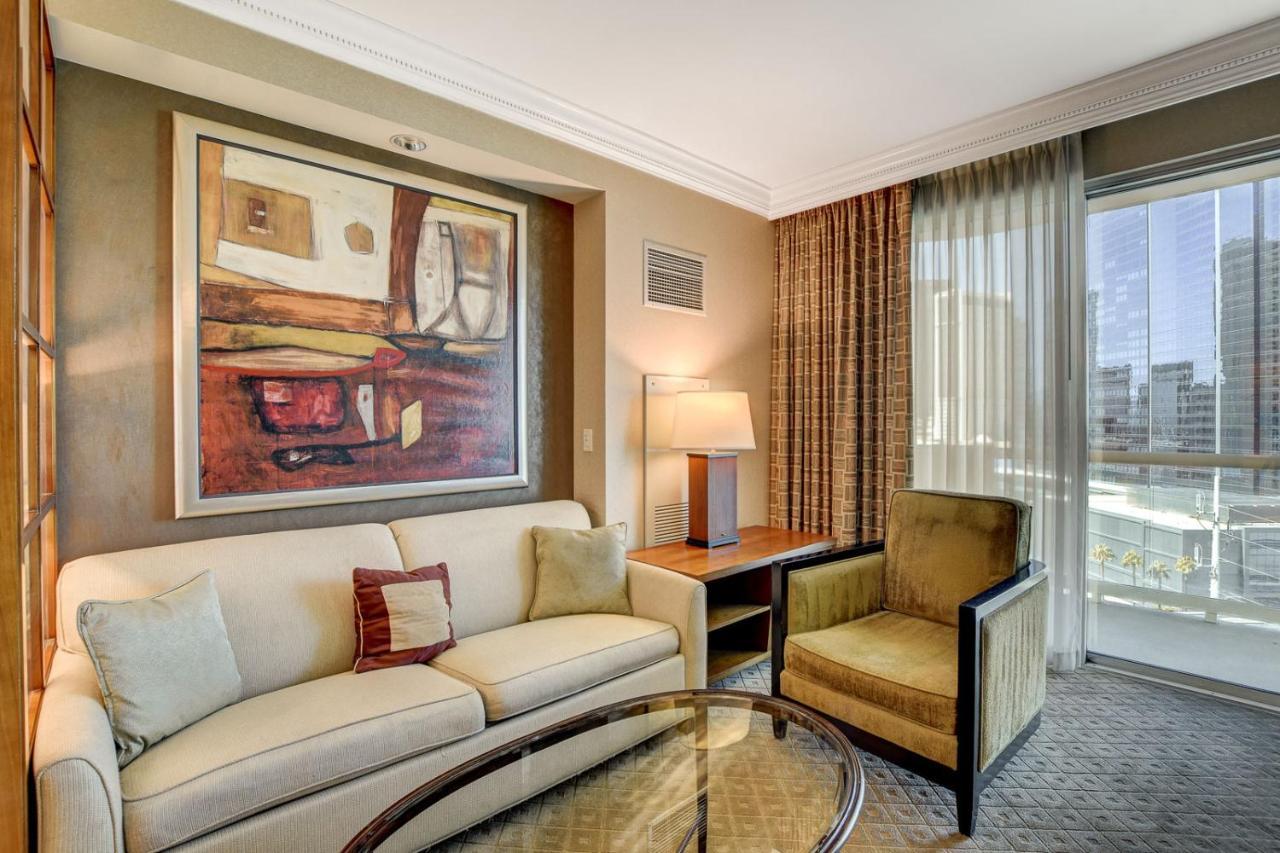 Strip & Sphere View! Privately Owned Condo Hotel-The Signature At Mgm Лас Вегас Екстериор снимка